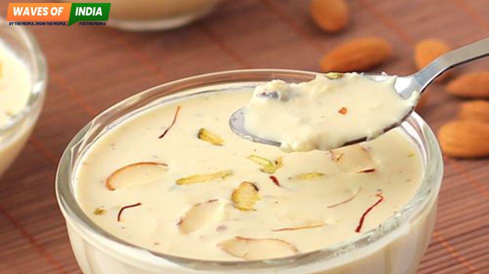Dry Fruits Rabri Recipe: आज भगवान शिव को लगाएं ड्राई फ्रूट्स रबड़ी का भोग, आसान है रेसिपी