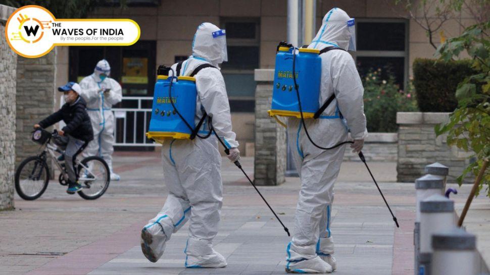 चीन ने 10,000 नए कोविड 19 मामलों की रिपोर्ट दी, राजधानी ने पार्कों को बंद कर दिया