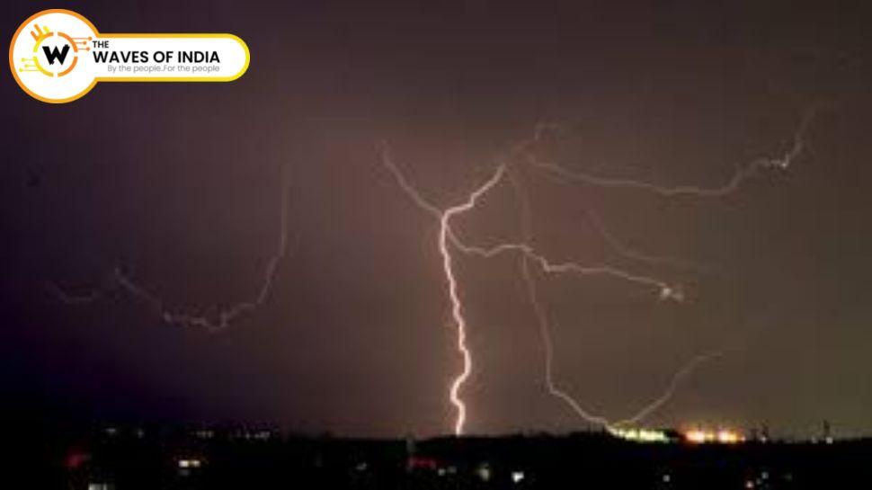 ओडिशा में फुटबॉल मैच के दौरान अचानक गिरी बिजली, 2 खिलाड़ियों की मौत; 25 घायल